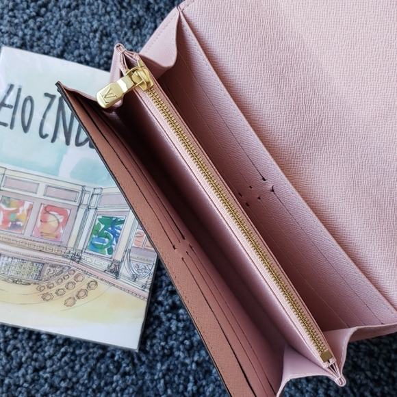 Authentic Louis Vuitton Sarah Wallet - Picture 8 of 12